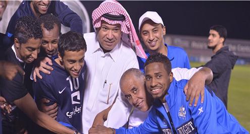 صور .. الهلال يحتفل بـ «العريس » .. ويستقبل رفقاء للأيتام 